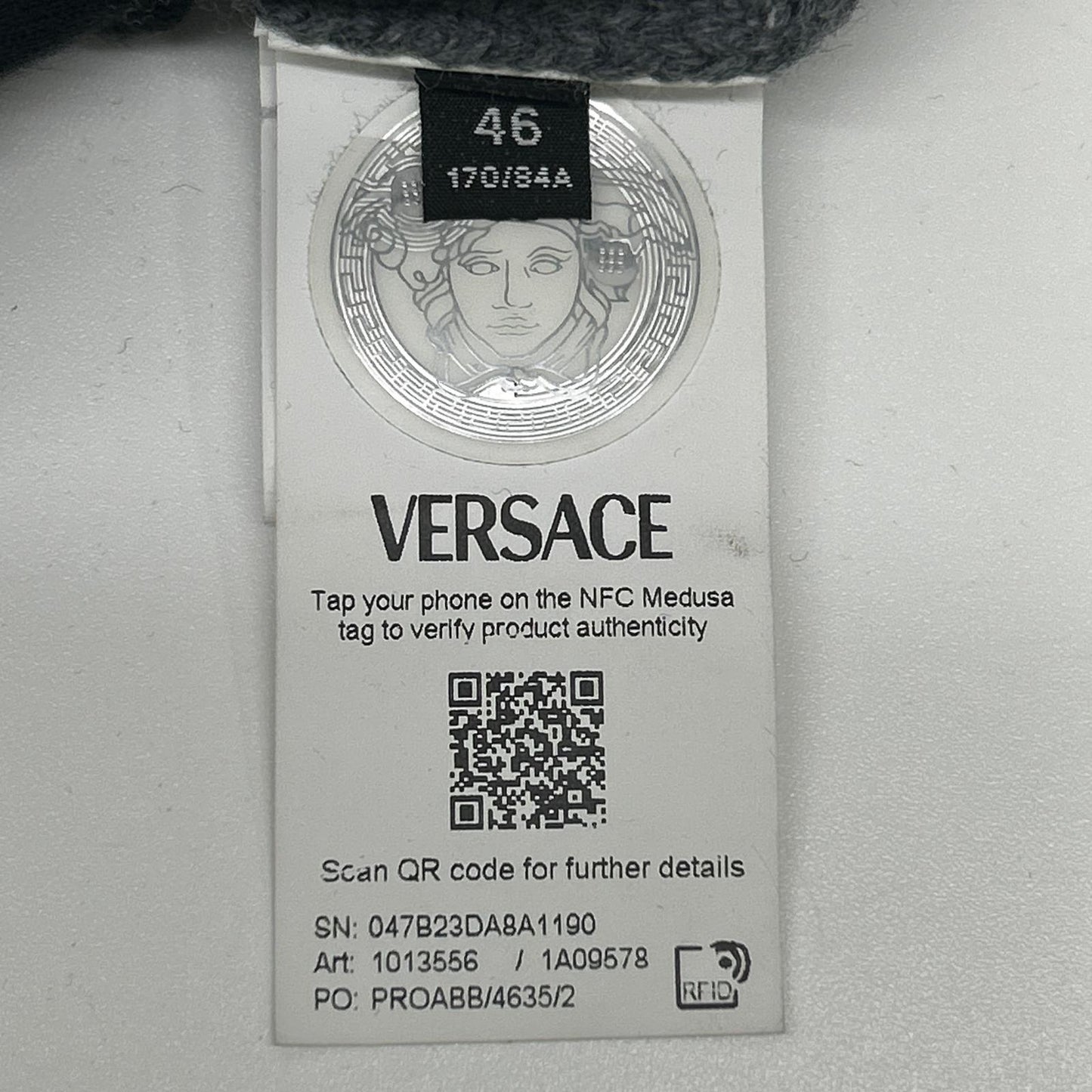 VERSACE ヴェルサーチェ 1013556 1A09578 メドゥーサロゴニットセーター トップス
