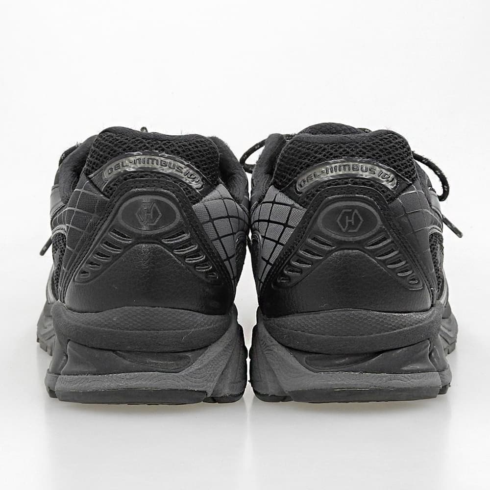 asics アシックス 美品 GEL-NIMBUS ゲル-ニンバス 10.1 スニーカー シューズ メンズ ブラック×グレー 29.0cm 1203A696-001 シューズ