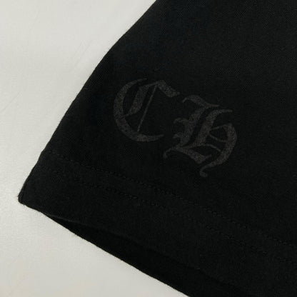 Chrome hearts クロムハーツ ブラック Osaka Scroll Label Logo Tee トップス