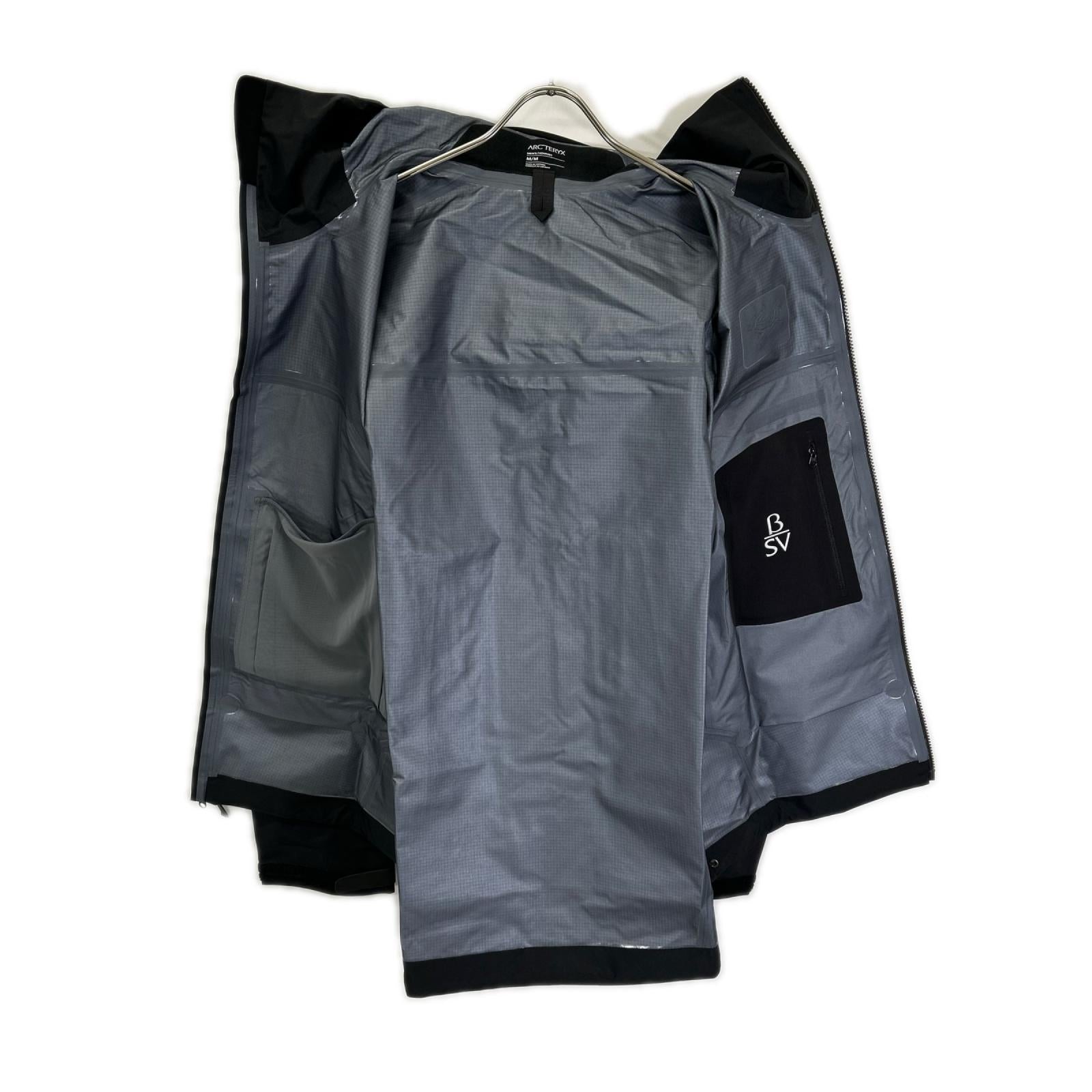 ARC'TERYX アークテリクス 26SS X00001028301 ブラック Beta SV Jacket ジャケット