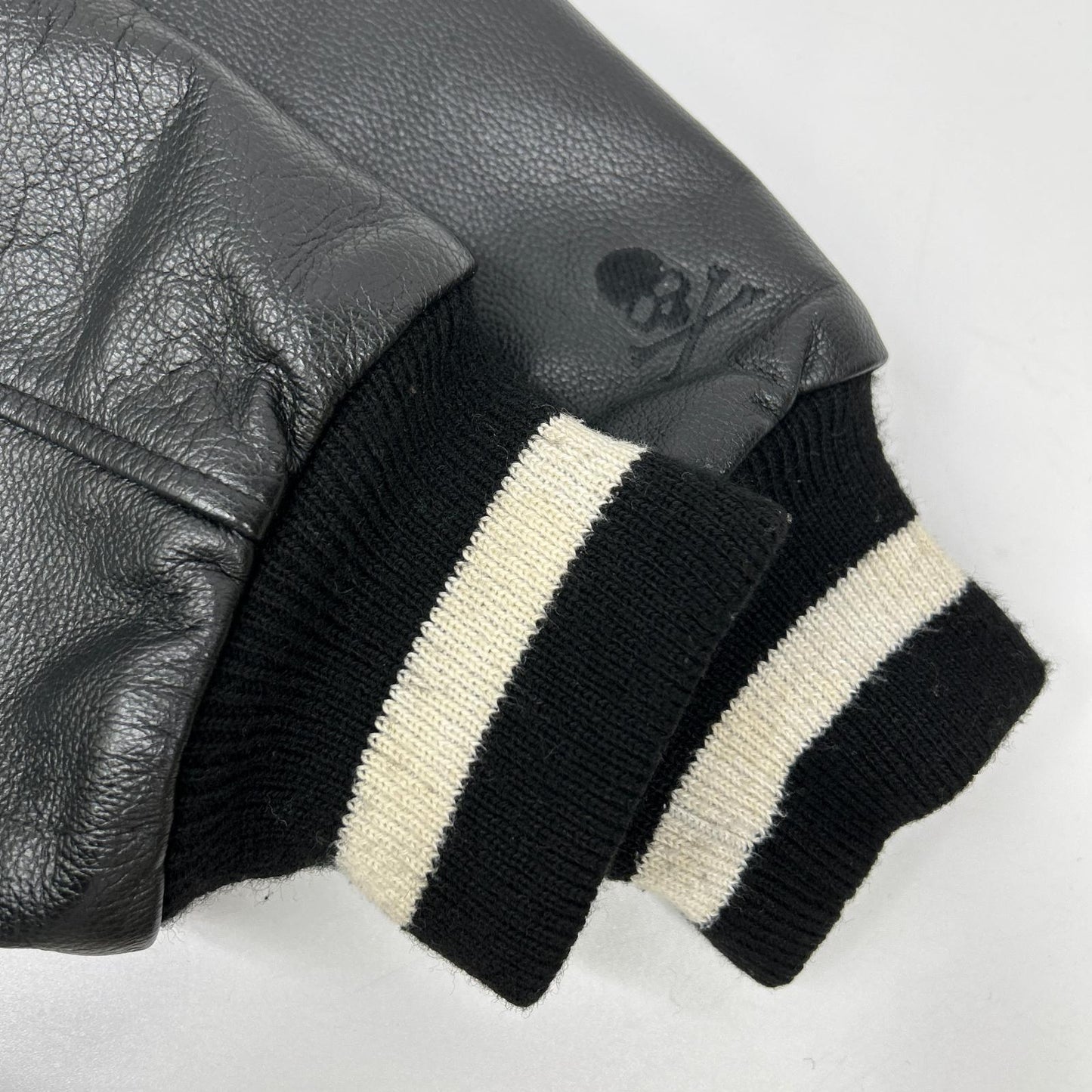 mastermind マスターマインド ×ステューシー 7750 スカル刺繍 袖レザースタジャン ジャケット