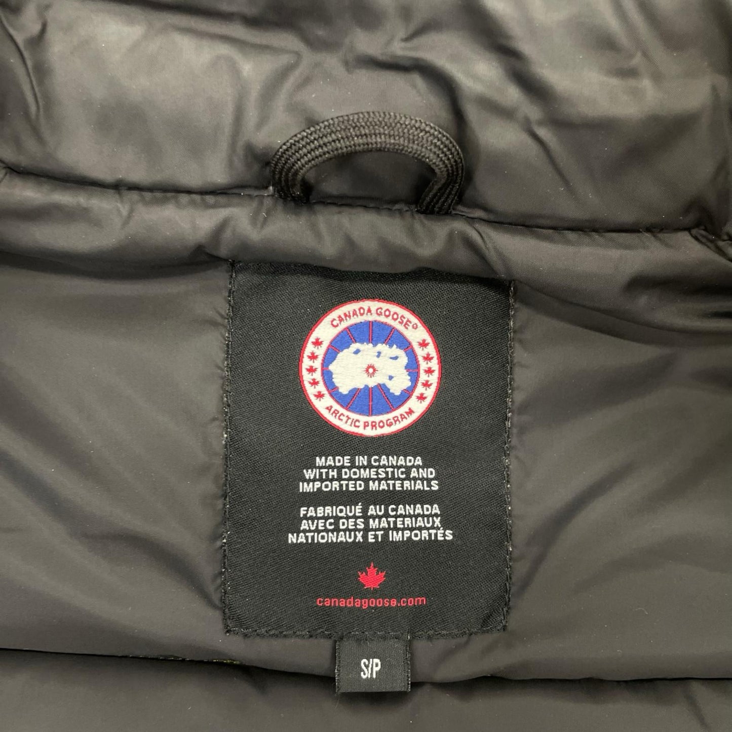 CANADA GOOSE カナダグース 2832L カーキ FREESTYLE VEST ダウンベスト ベスト