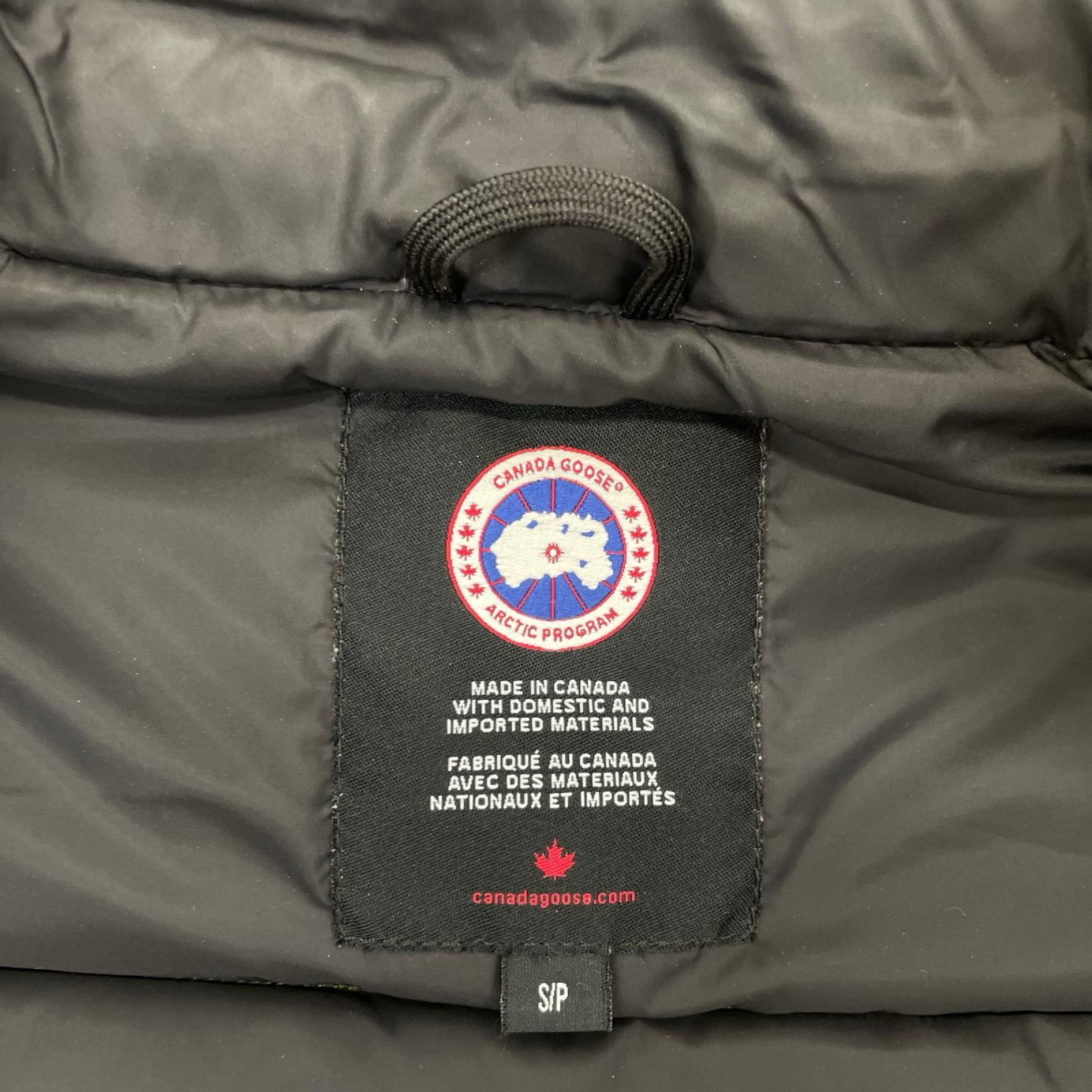 CANADA GOOSE カナダグース 2832L カーキ FREESTYLE VEST ダウンベスト ベスト