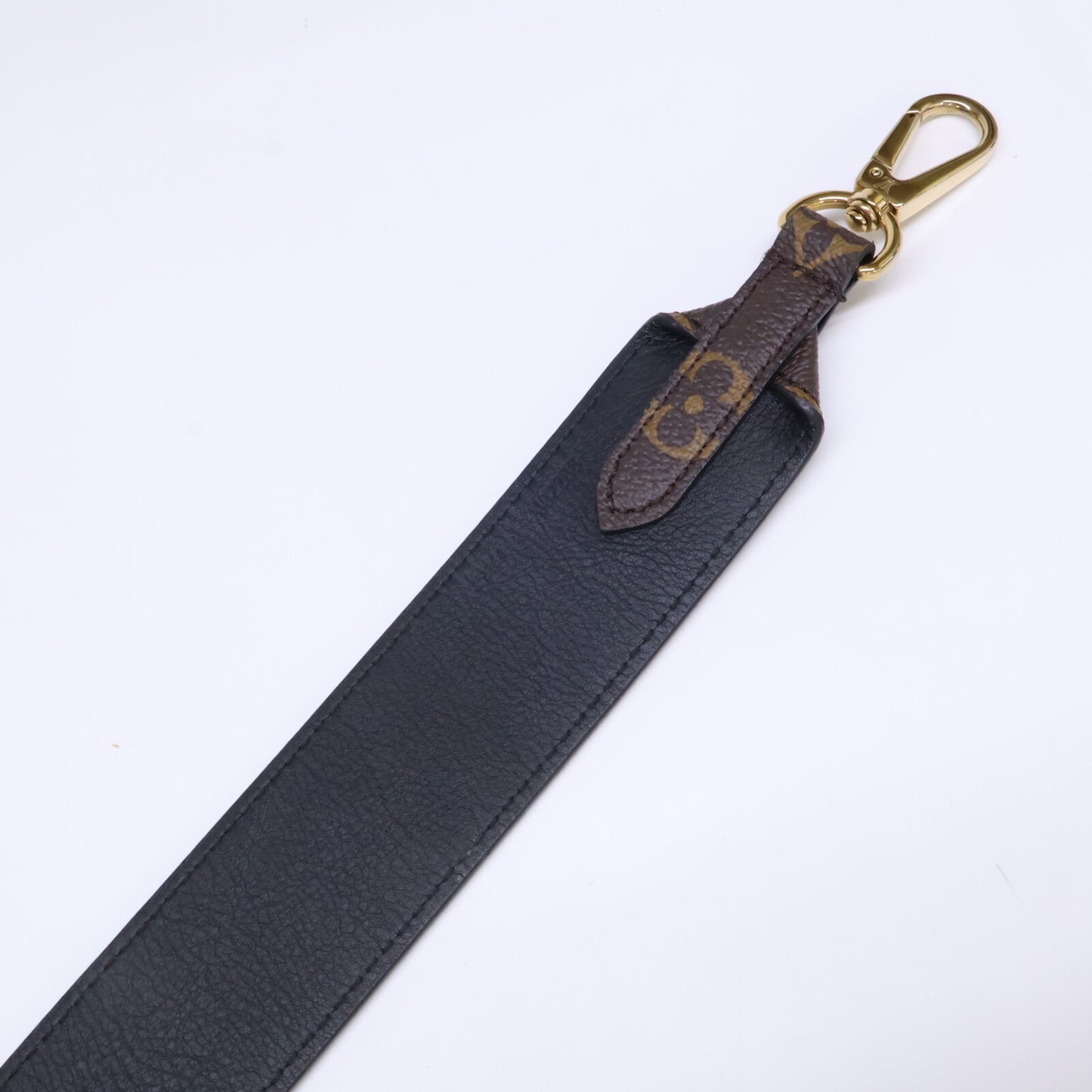 LOUIS VUITTON ルイヴィトン 【美品】24年製 J02288 ショルダーストラップ（調整不可、幅4cm） その他