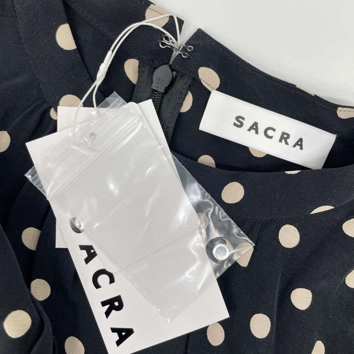 SACRA サクラ 124527041 ブラック ポルカドッツ ワンピース ワンピース
