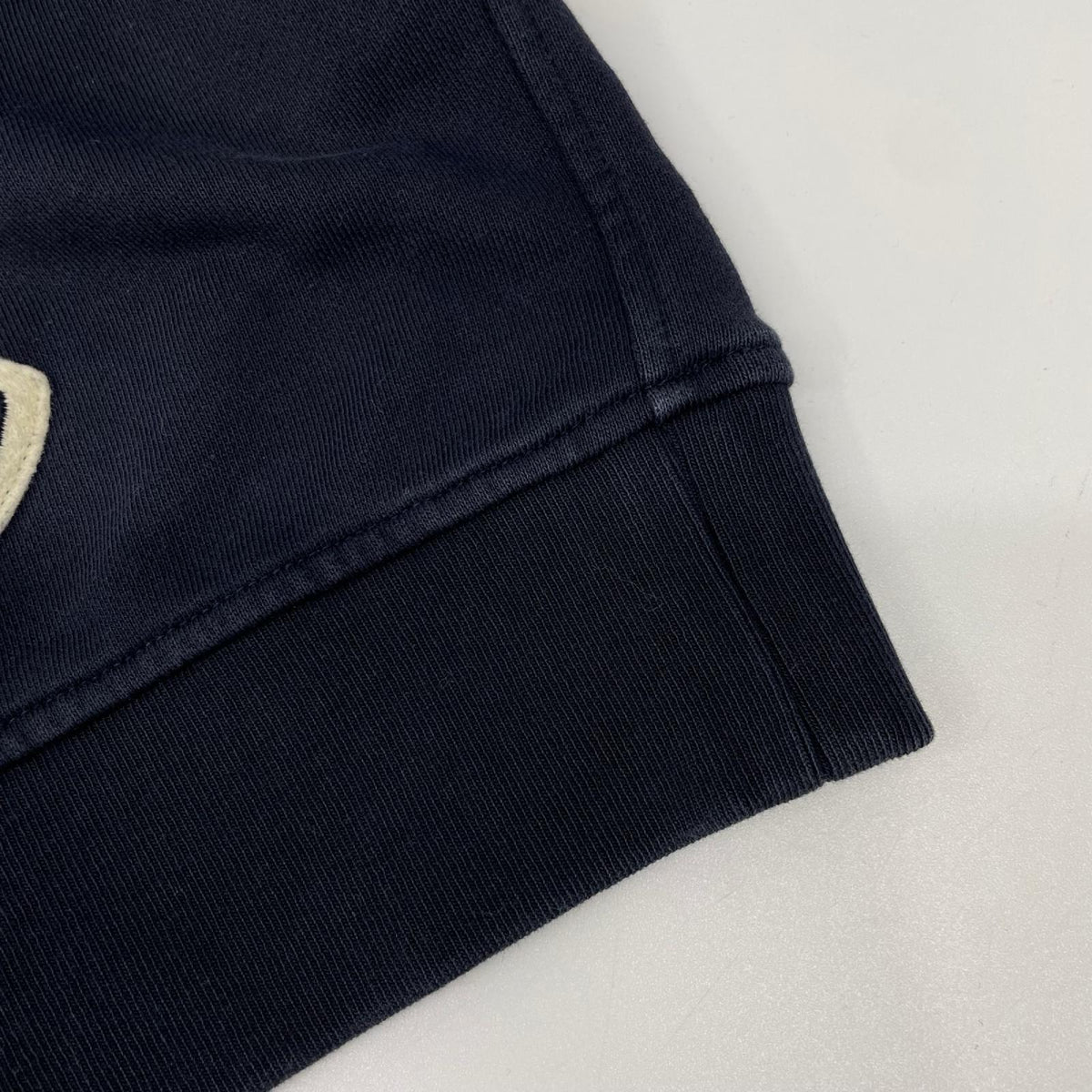 MONCLER モンクレール MAGLIA ネイビー ロゴワッペンパーカー トップス