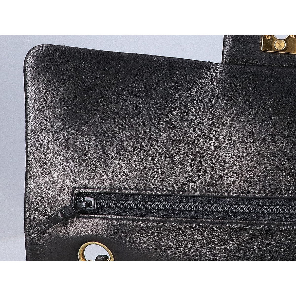 CHANEL シャネル A01112 5番台 ラムスキン ダブルフラップ マトラッセ25 チェーン ショルダーバッグ