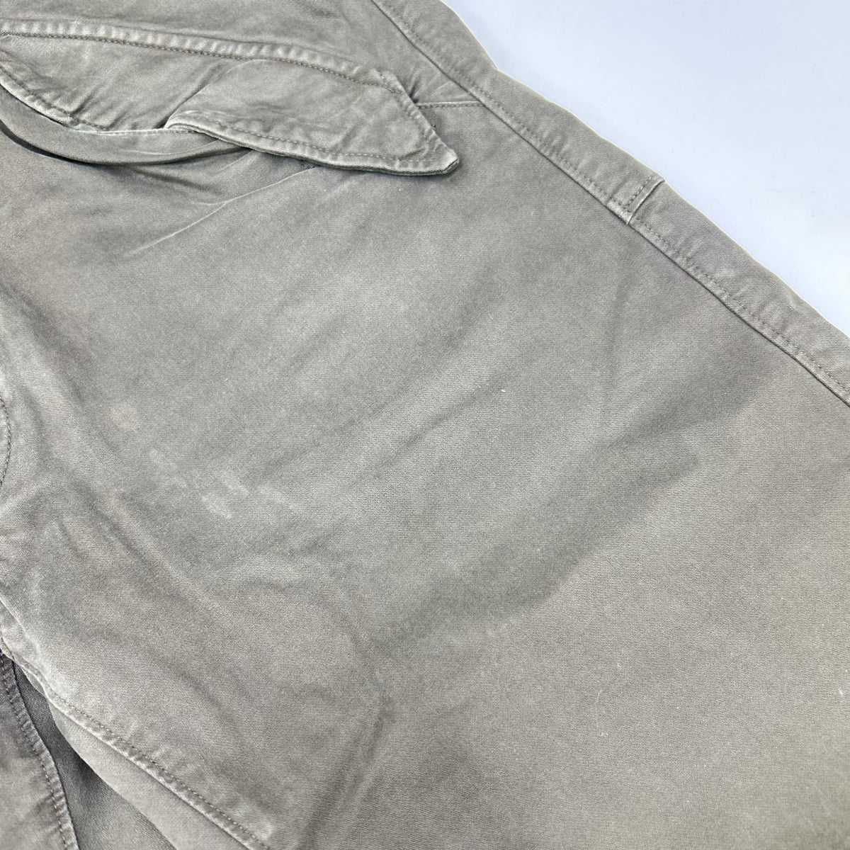 STONE ISLAND ストーンアイランド 47153711/1553 カーキ ミリタリーパンツ ボトムス