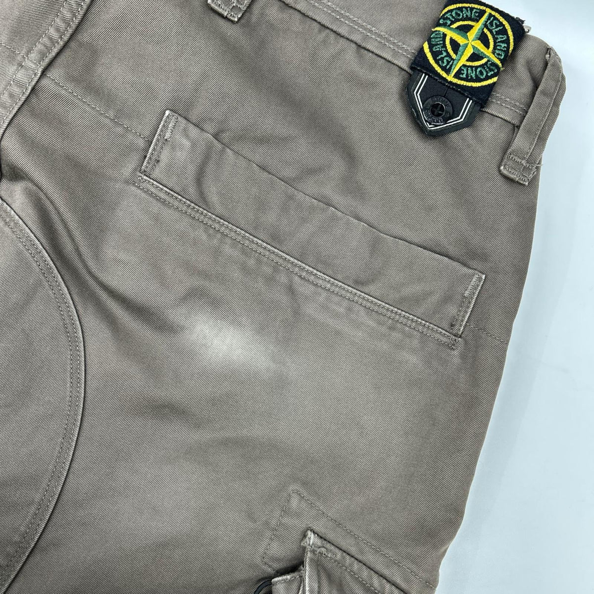 STONE ISLAND ストーンアイランド 49153207/220 ブラウン カーゴパンツ ボトムス