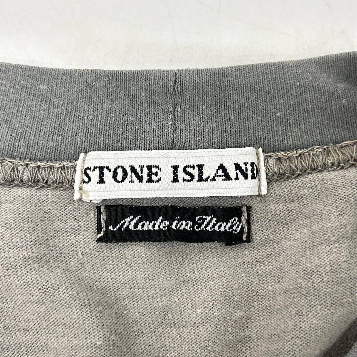 STONE ISLAND ストーンアイランド 38152F46/1250 グレー 20th Taping Tee ロゴ半袖Tシャツ トップス