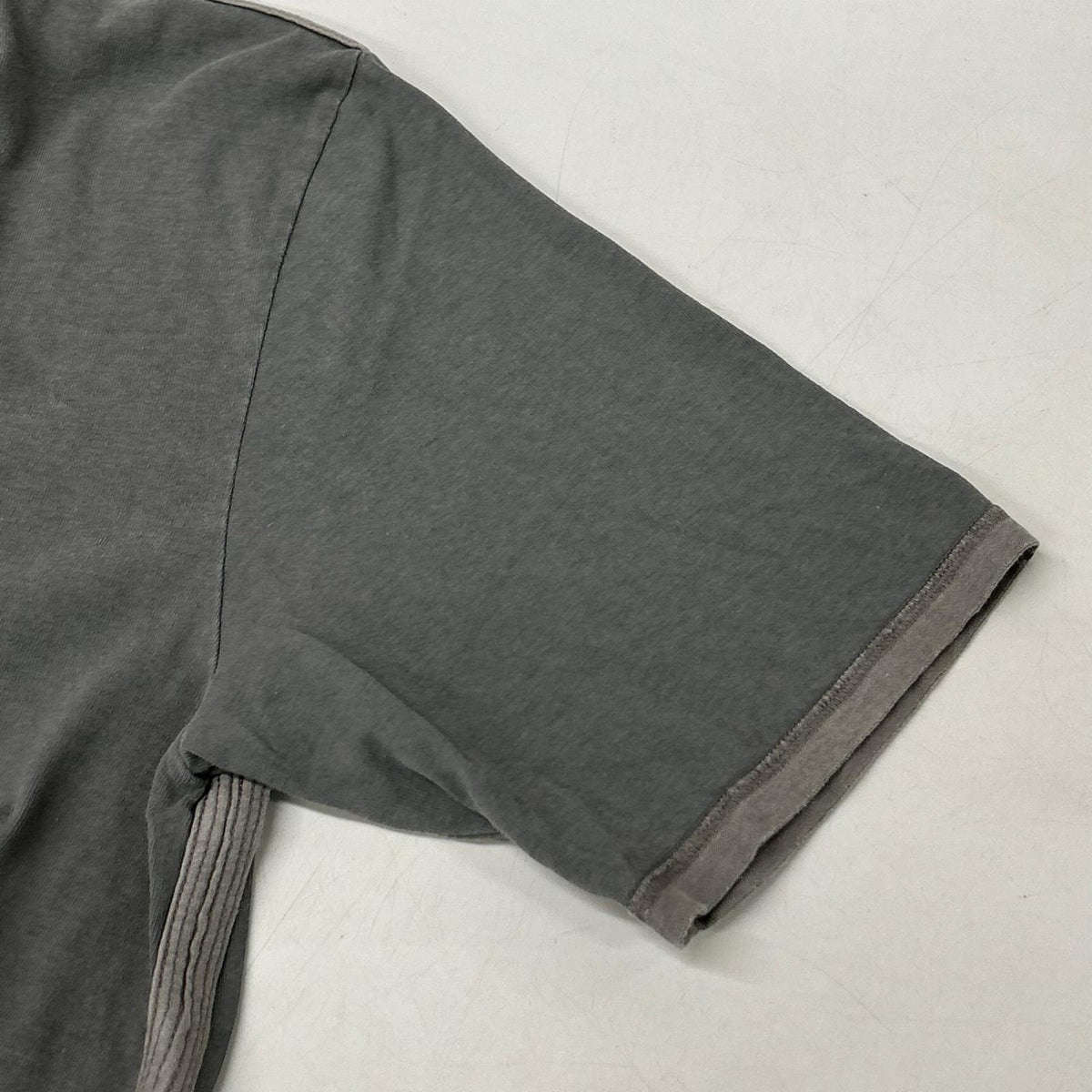 STONE ISLAND ストーンアイランド 38152F46/1250 グレー 20th Taping Tee ロゴ半袖Tシャツ トップス
