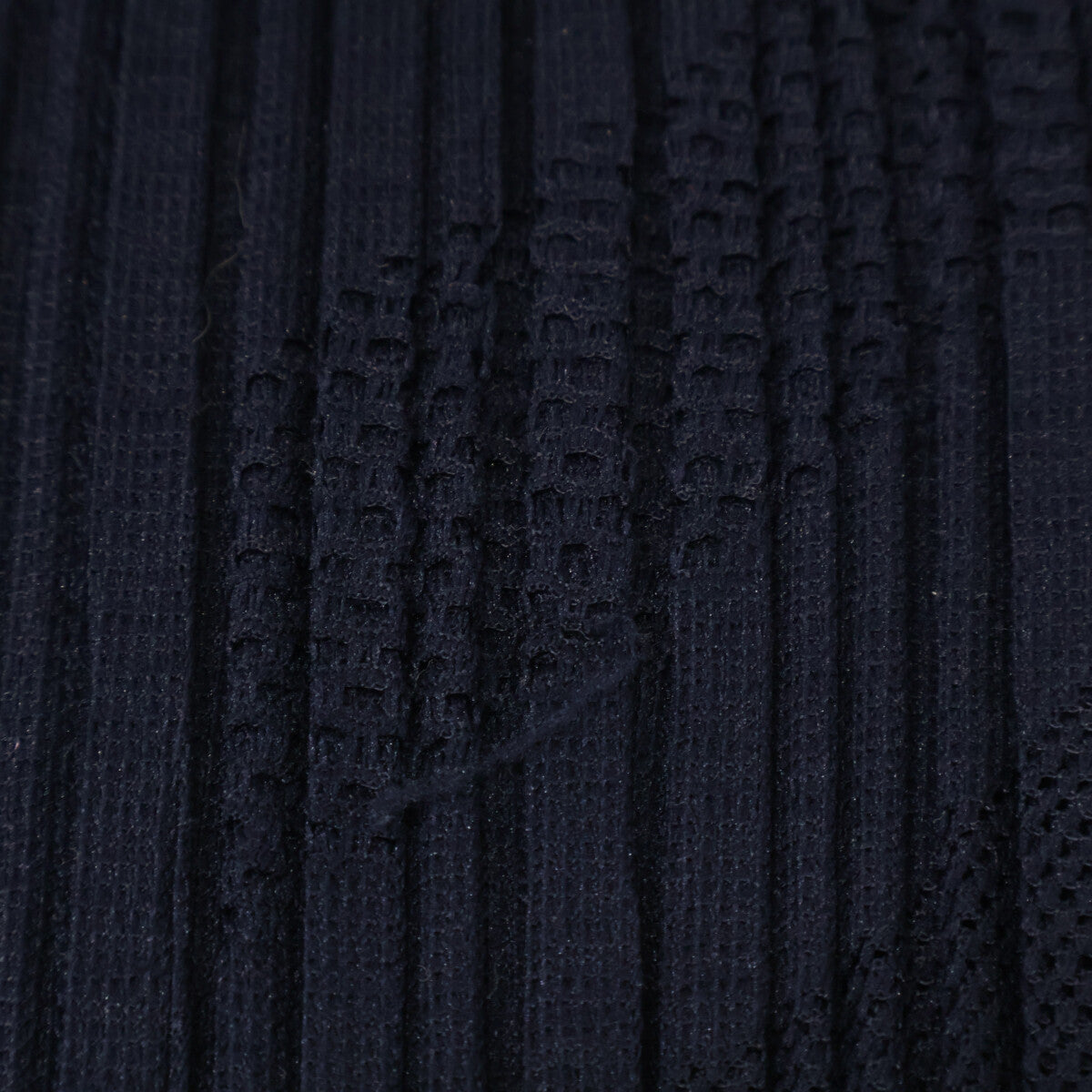 PLEATS PLEASE 20SS PP01-JF724 Navy Pleated Cutwork Pants Bottoms