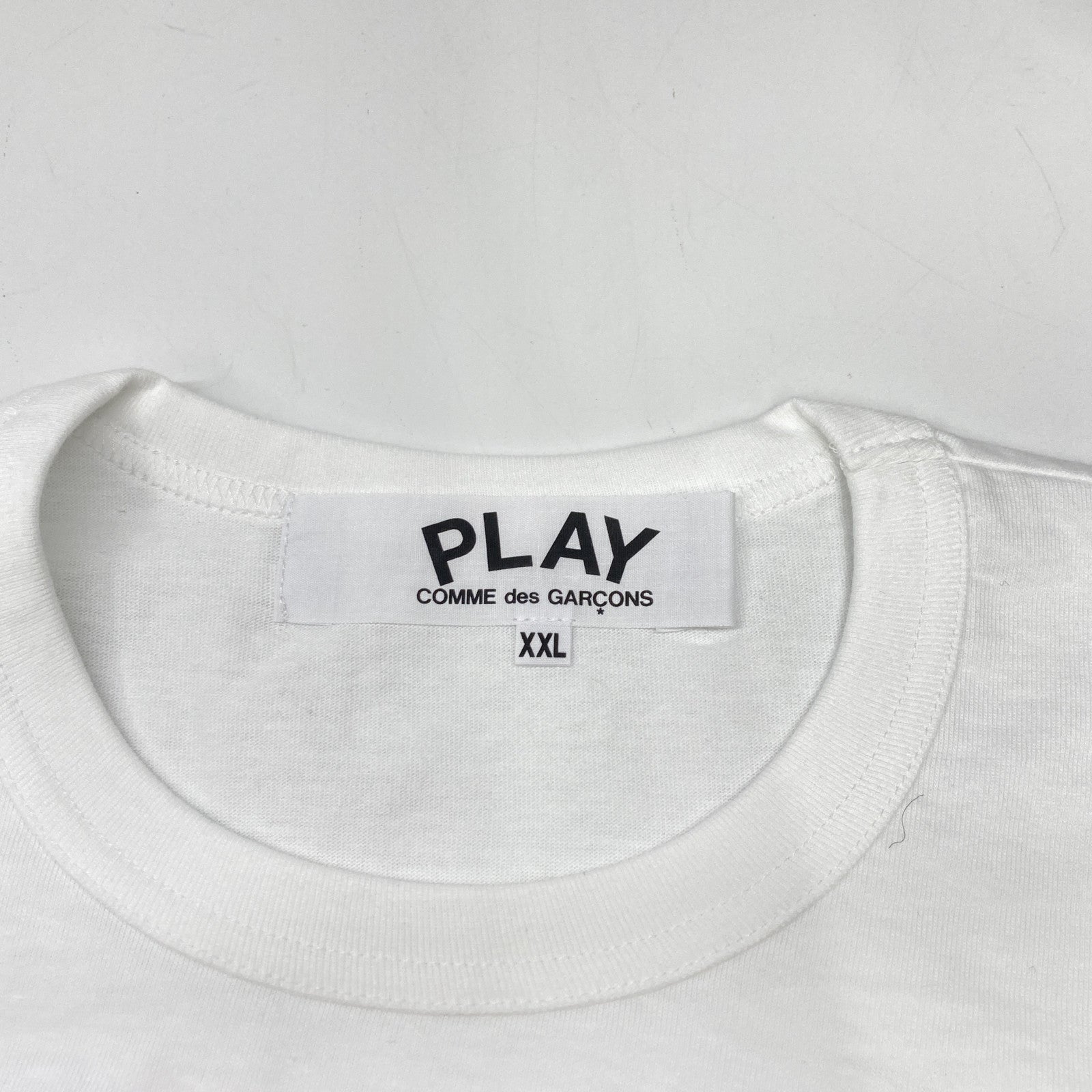 PLAYCOMMEdesGARCONS 川久保玲 PLAY系列 AZ-T106 白色 紫红双心 短袖T恤 上衣