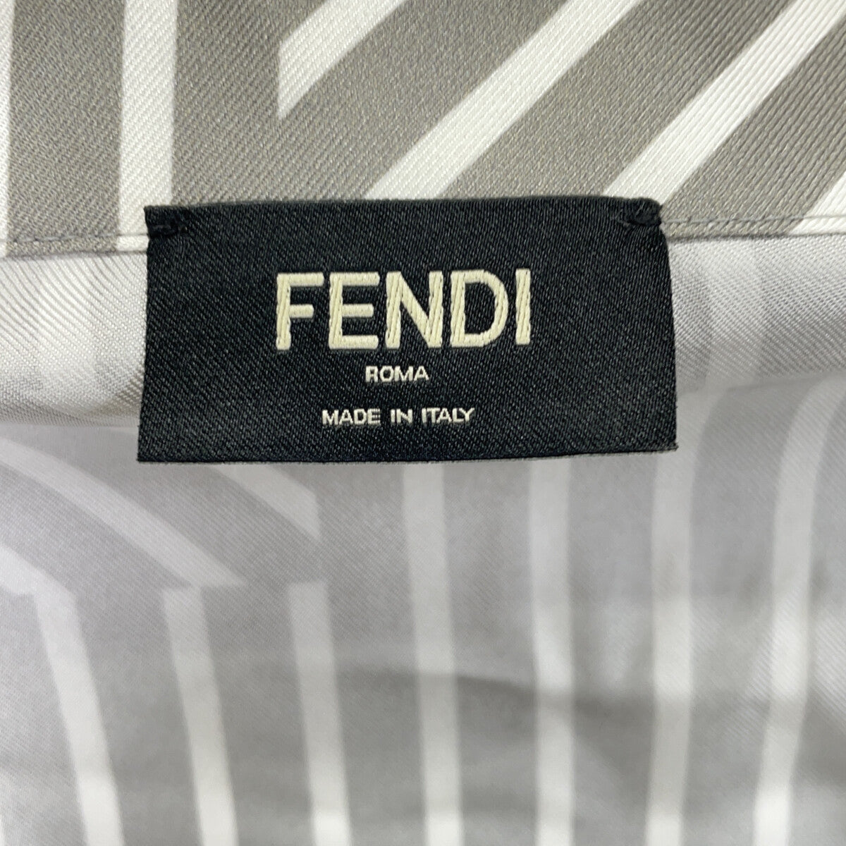 FENDI フェンディ FS0795 23年製 グレー総柄 S/Sシャツ トップス