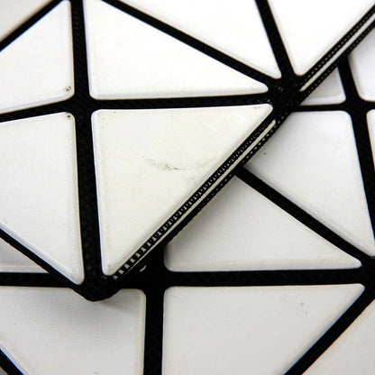 BAO BAO ISSEY MIYAKE バオバオイッセイミヤケ クラッチバッグ セカンドバッグ レディース ホワイト BB63-AG621 セカンドバッグ クラッチバッグ
