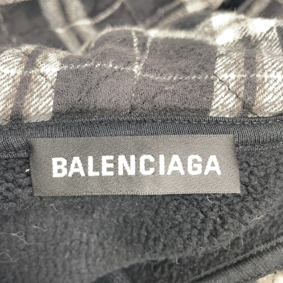 BALENCIAGA バレンシアガ ブラック 18年製 パッチ パークフーディー トップス