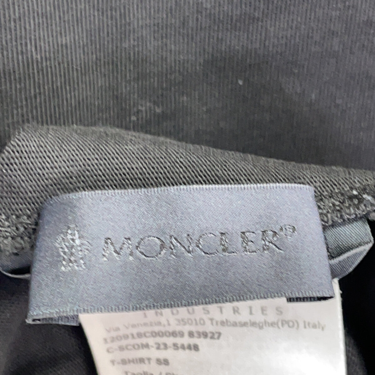 MONCLER Moncler Domestic Regular 23S I20918C00069 Black Logo Patch Short Sleeve T-Shirt Top
