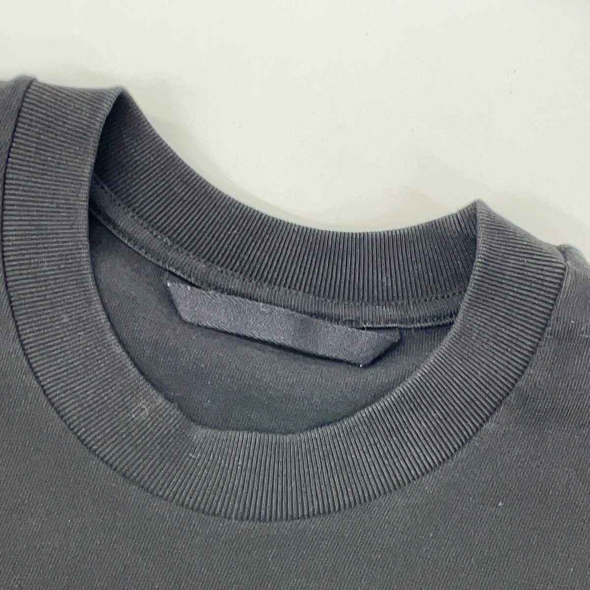 MONCLER Moncler Domestic Regular 23S I20918C00069 Black Logo Patch Short Sleeve T-Shirt Top