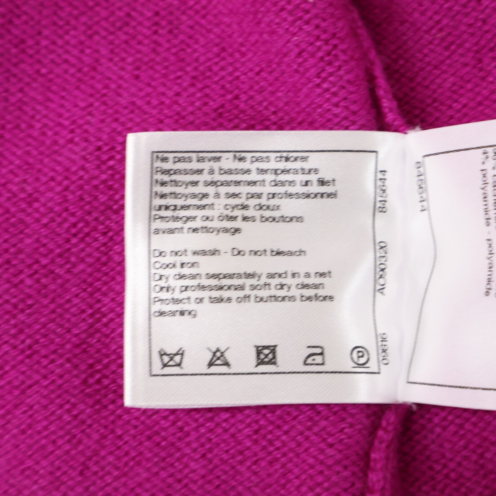 CHANEL 【Excellent Condition/Domestic Authentic】P70492K10061 100% Cashmere Coco Mark Button Cardigan Top