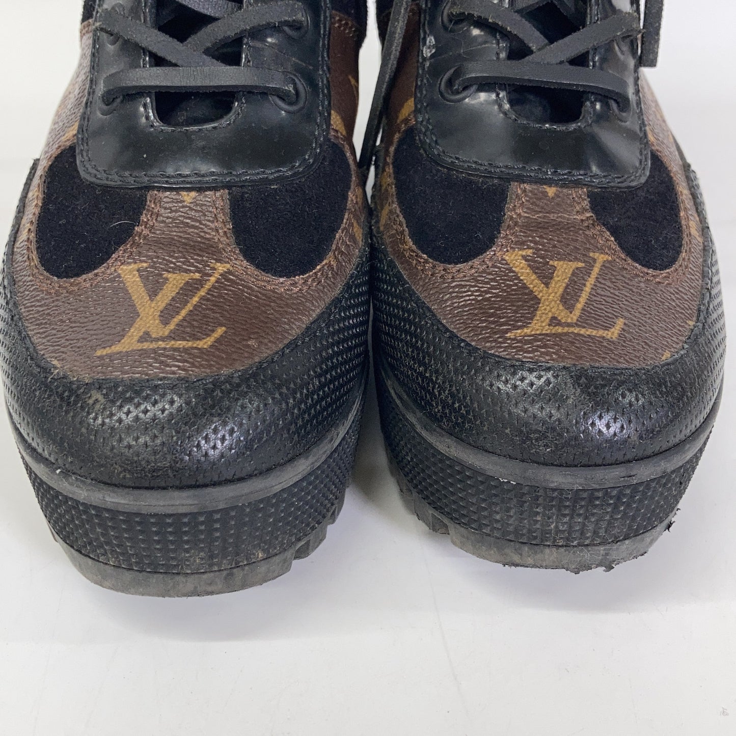 LOUIS VUITTON ルイヴィトン ワールドツアーライン ローリエート ワッペン アンクルブーツ シューズ