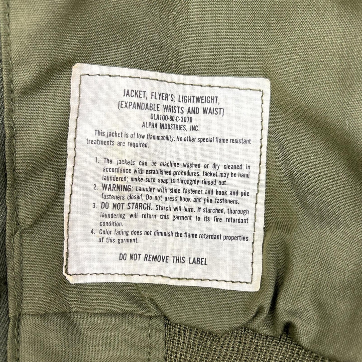 MILITARY ミリタリー カーキ 80年製 ミッキーパッチ付 CVC タンカースジャケット ジャケット