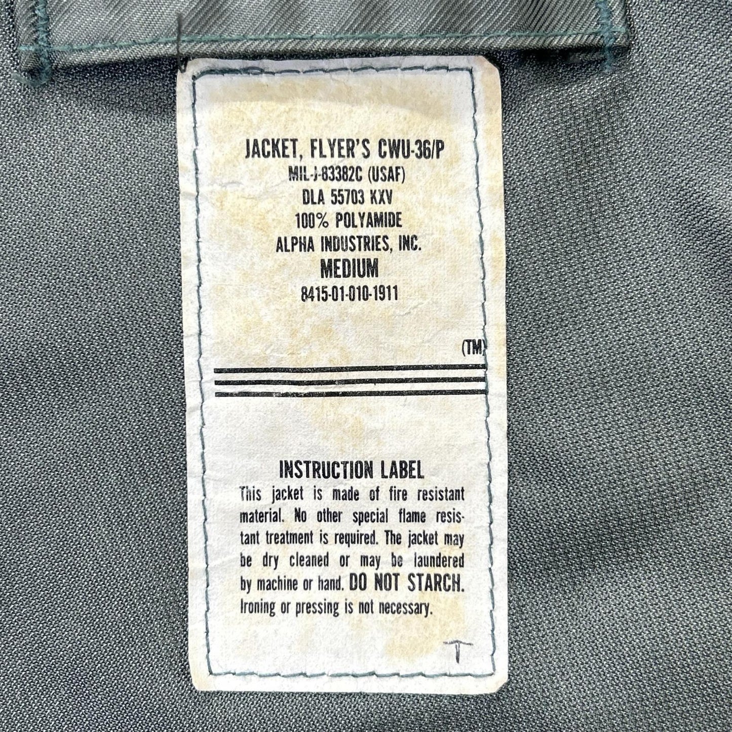 MILITARY ミリタリー カーキ CWU36-P パッチ付き フライトジャケット ジャケット