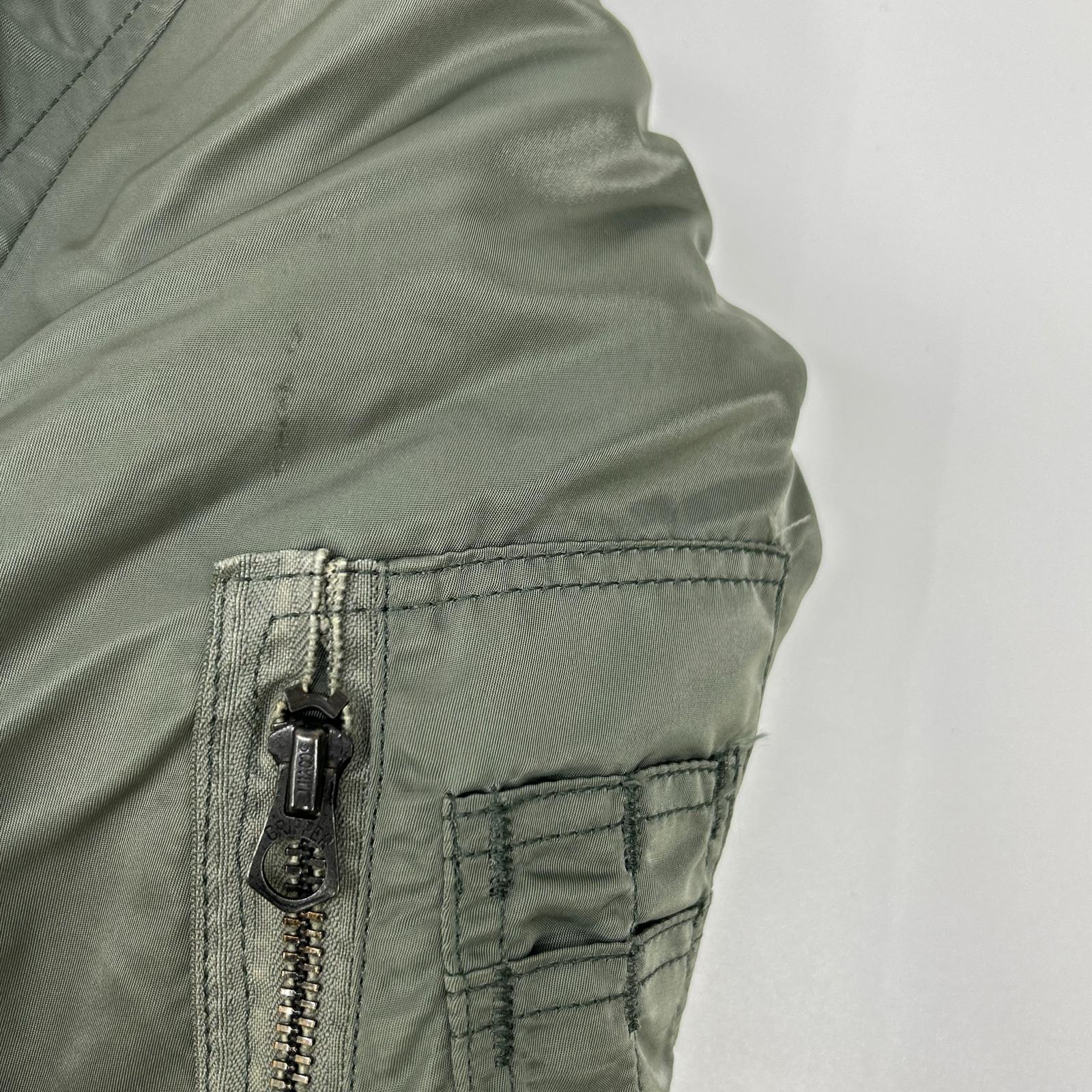 ALPHA INDUSTRIES アルファインダストリーズ カーキ MA-1 1968年復刻 パッチ付き フライトジャケット ジャケット