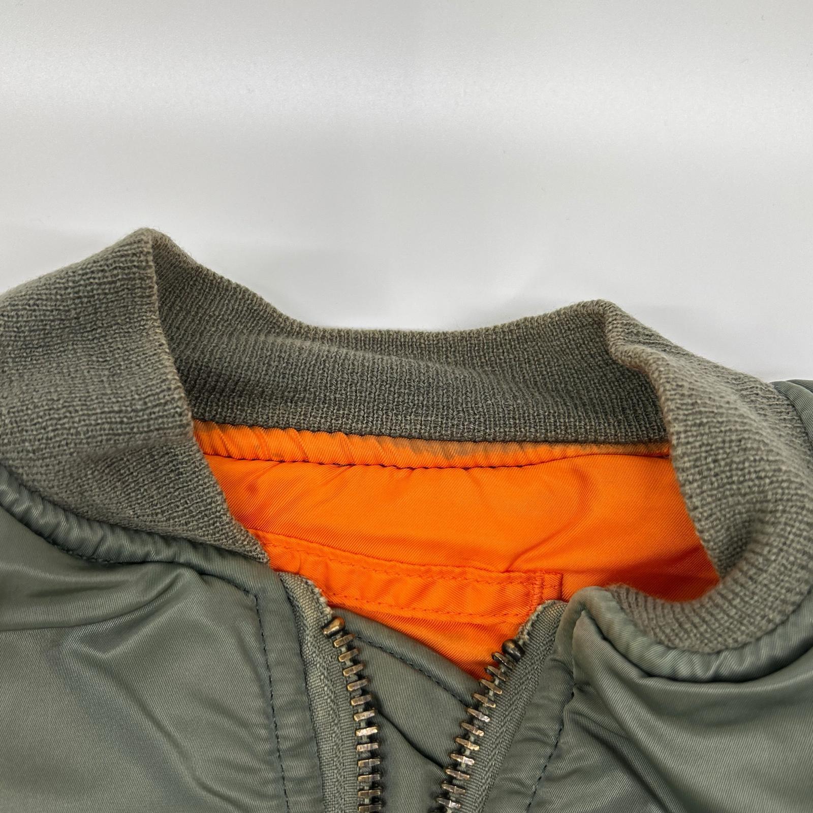 ALPHA INDUSTRIES アルファインダストリーズ カーキ MA-1 1968年復刻 パッチ付き フライトジャケット ジャケット