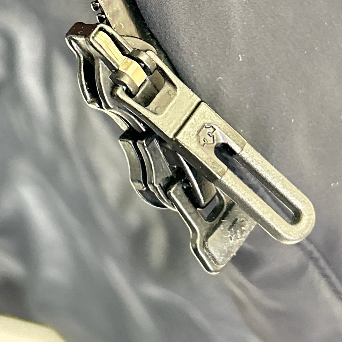 DESCENTE デサント 【美品/24AW】DU4FDJM3M INV-07L 水沢ダウン INVISIBLE DOWN COAT ダウン コート