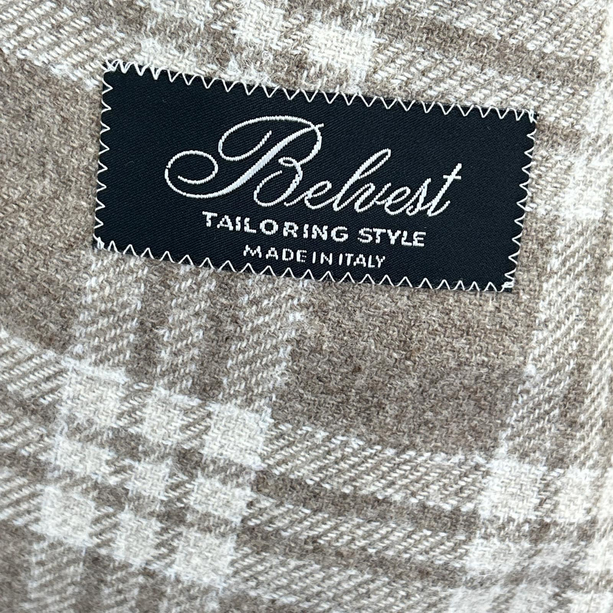 Belvest ベルベスト 【美品/国内正規】G10647 チェック ウール 段返り3Bテーラードジャケット ジャケット