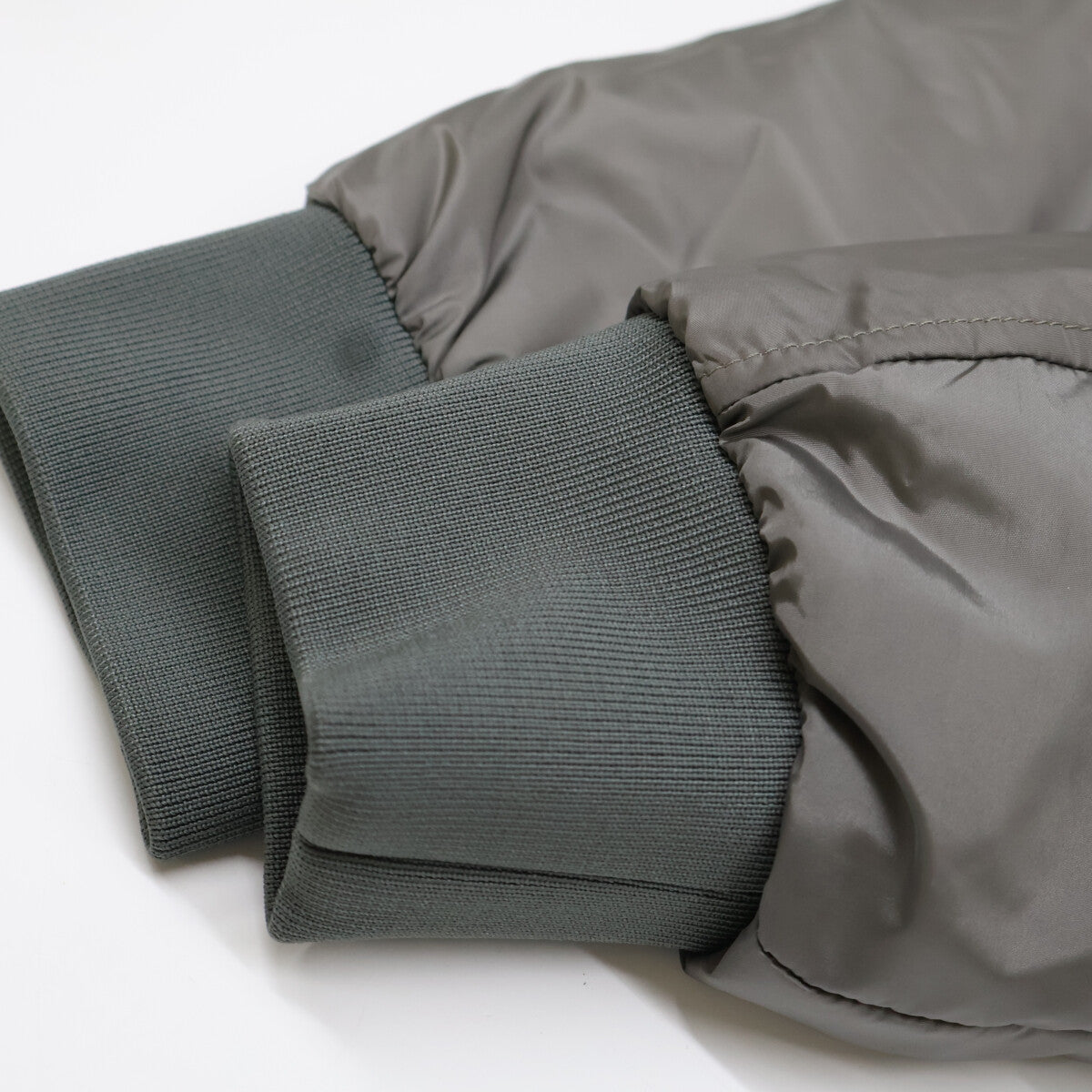 【美品/25年款】POILIOT 连帽羽绒服 夹克 3 男士
