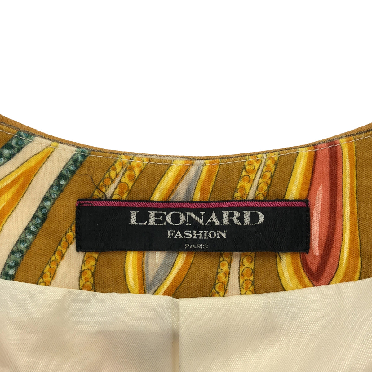 LEONARD レオナール アイボリー ウール ターコイズ柄 ノーカラー ジャケット ジャケット