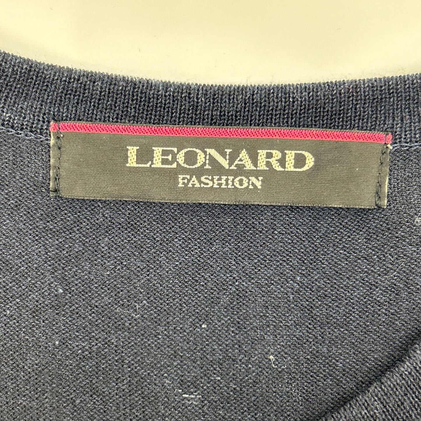 LEONARD 莱昂纳德 海军蓝 棉质 花卉亮片 短袖上衣