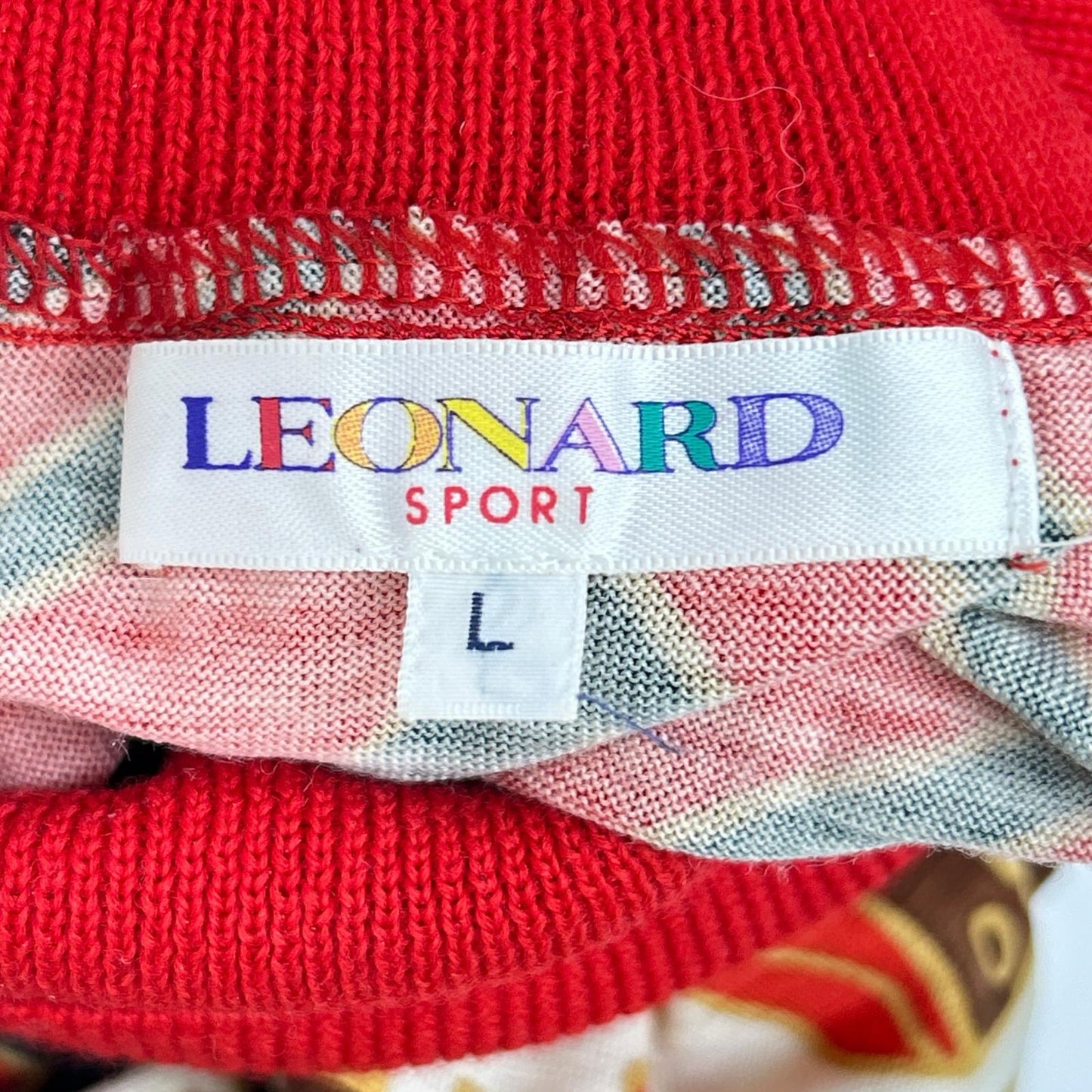 LEONARD 莱奥纳尔 红色×象牙色 动物图案 高领毛衣 上衣