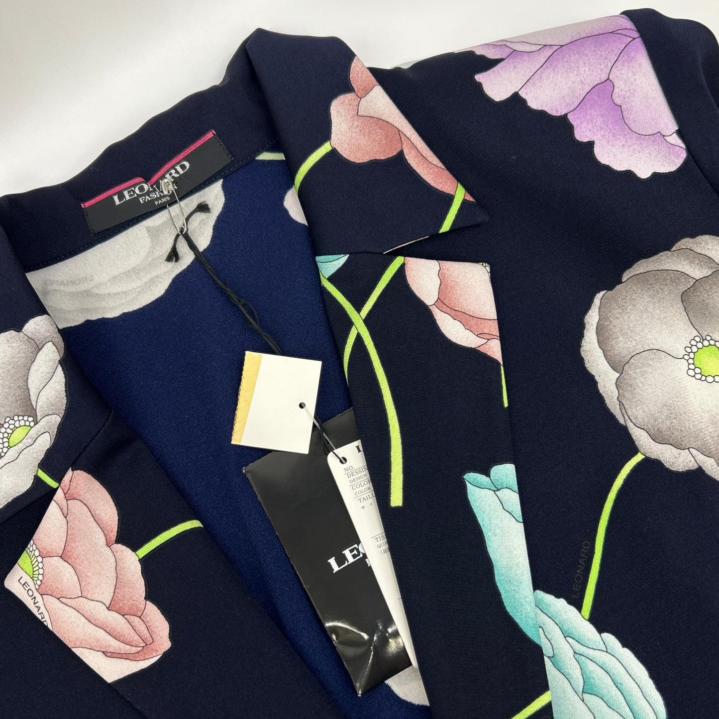 LEONARD レオナール 【FASHION】ネイビー カンカン素材 花柄総柄 トップス