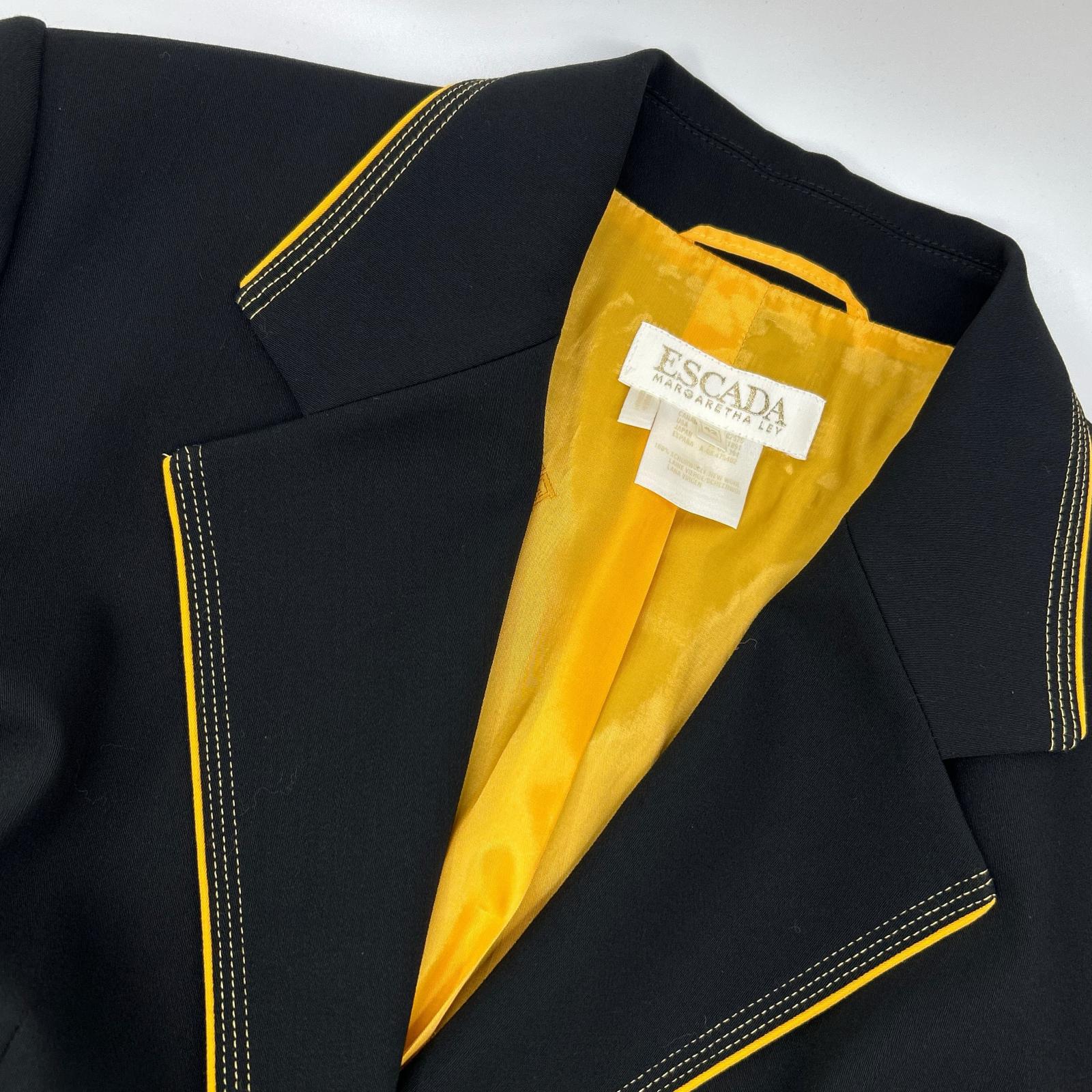 ESCADA エスカーダ ブラック イエローパイピンング テーラードジャケット ジャケット