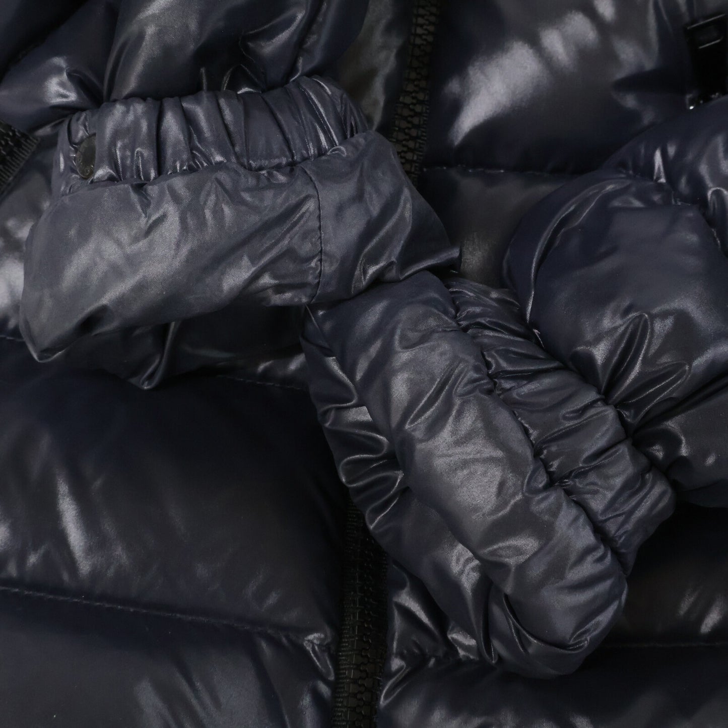 MONCLER 蒙口 BADYFUR 带毛边/带帽羽绒夹克 夹克