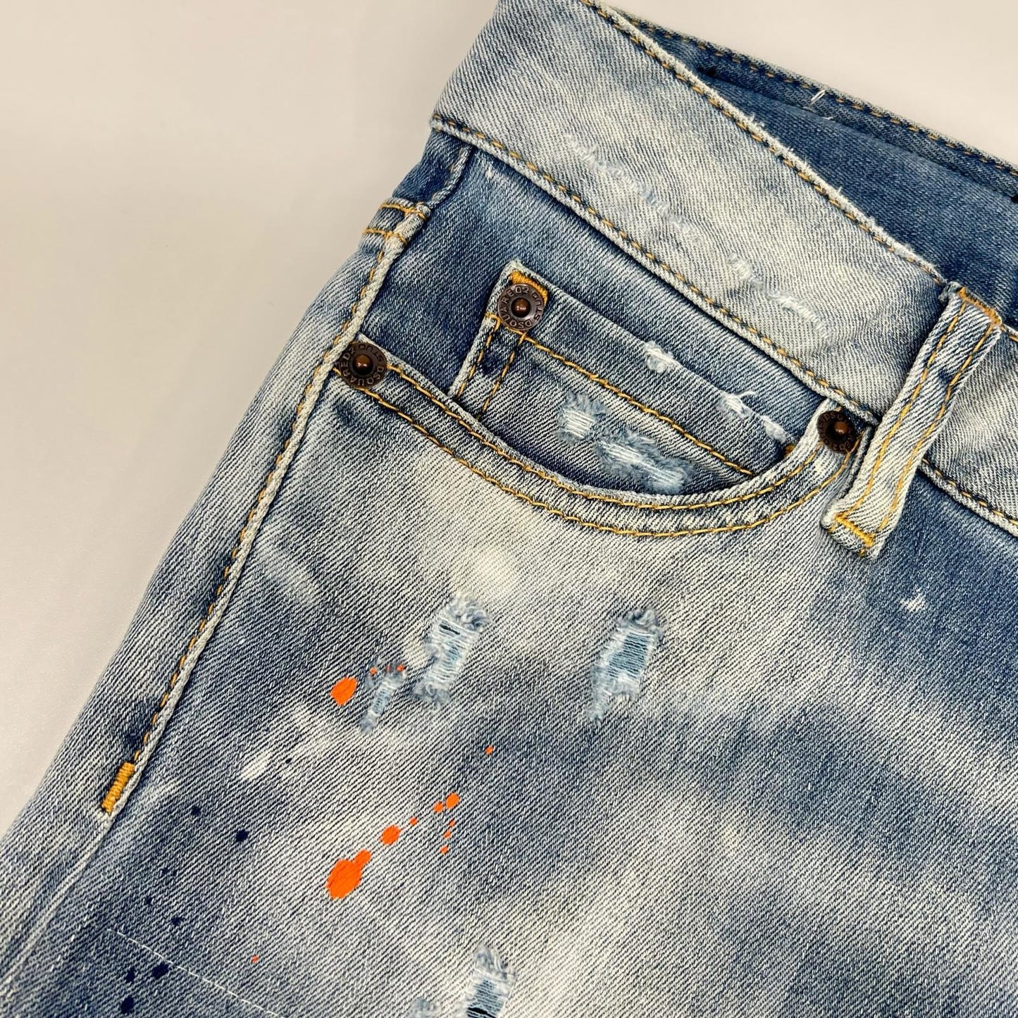 DSQUARED2 ディースクエアード S75LB0410 蓝色 破洞 油漆泼溅做旧 牛仔裤 下装