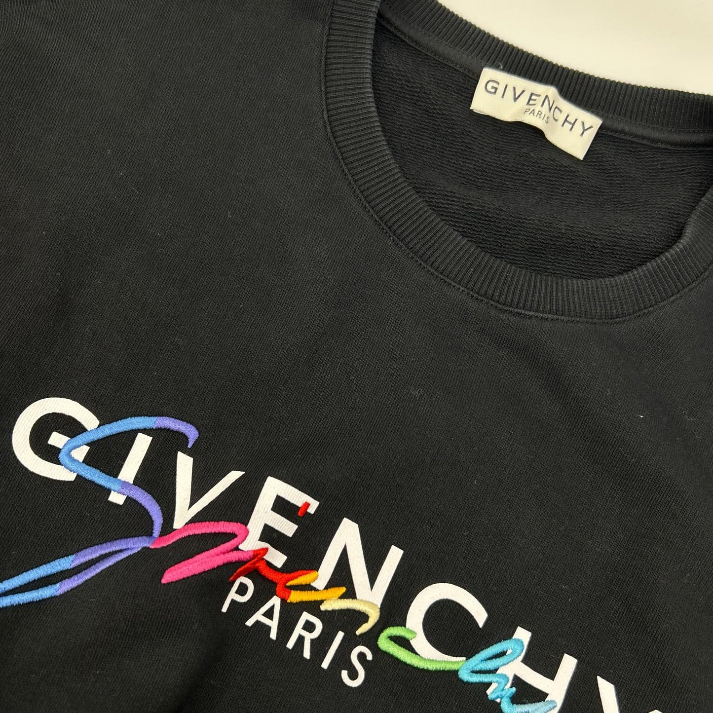 GIVENCHY 纪梵希 BMJ03C30AF 黑色 圆领 Logo 卫衣 上衣