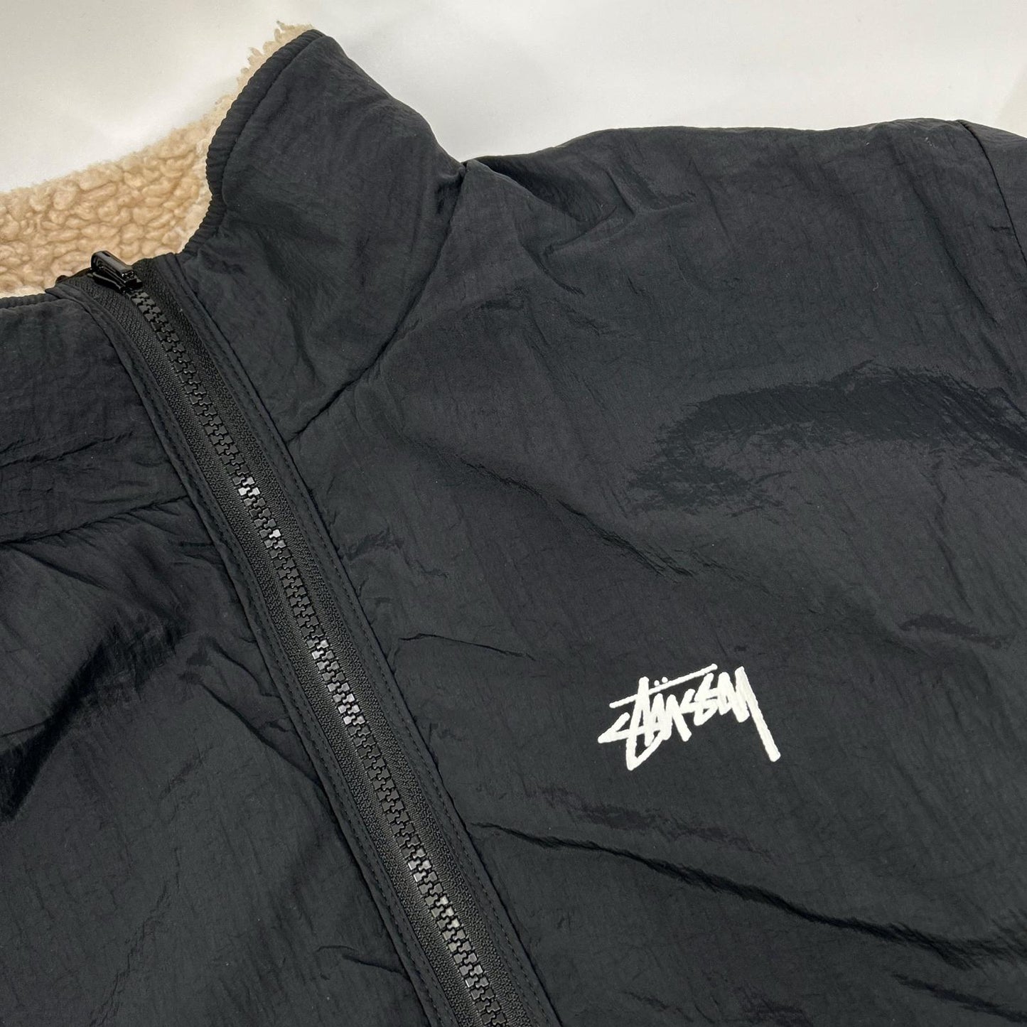 stussy ステューシー ブラック×ベージュ SHERPA ボアフリース リバーシブル ジャケット ジャケット
