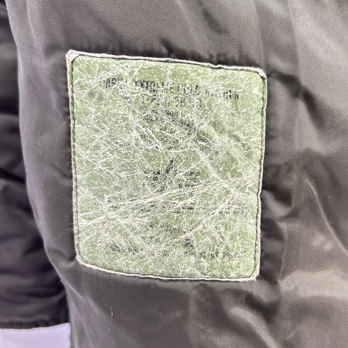 ALPHA INDUSTRIES アルファインダストリーズ 20024-76 カーキ N-3B フライトジャケット コート