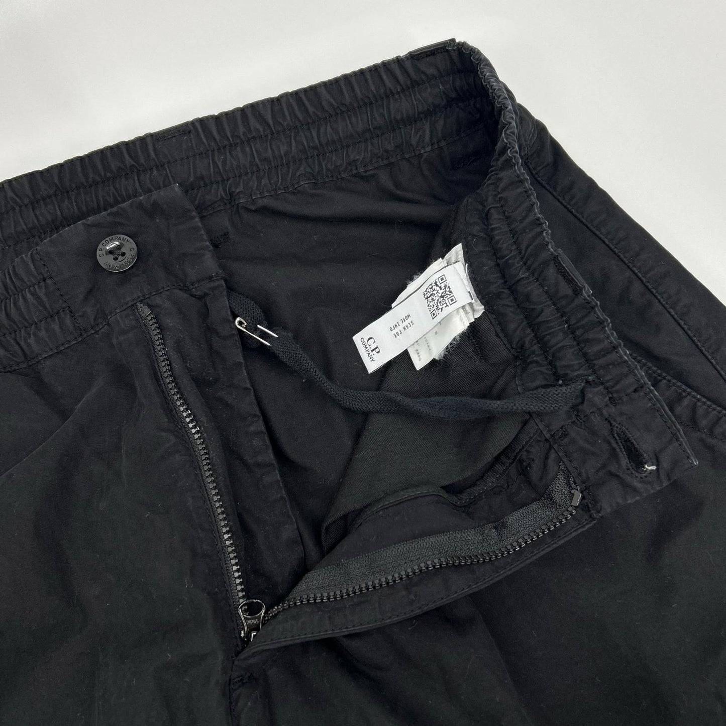 C.P.COMPANY シーピーカンパニー 19CMPA066A　25AW ブラック CARGO PT IN MICROPEPS PEACHED ボトムス