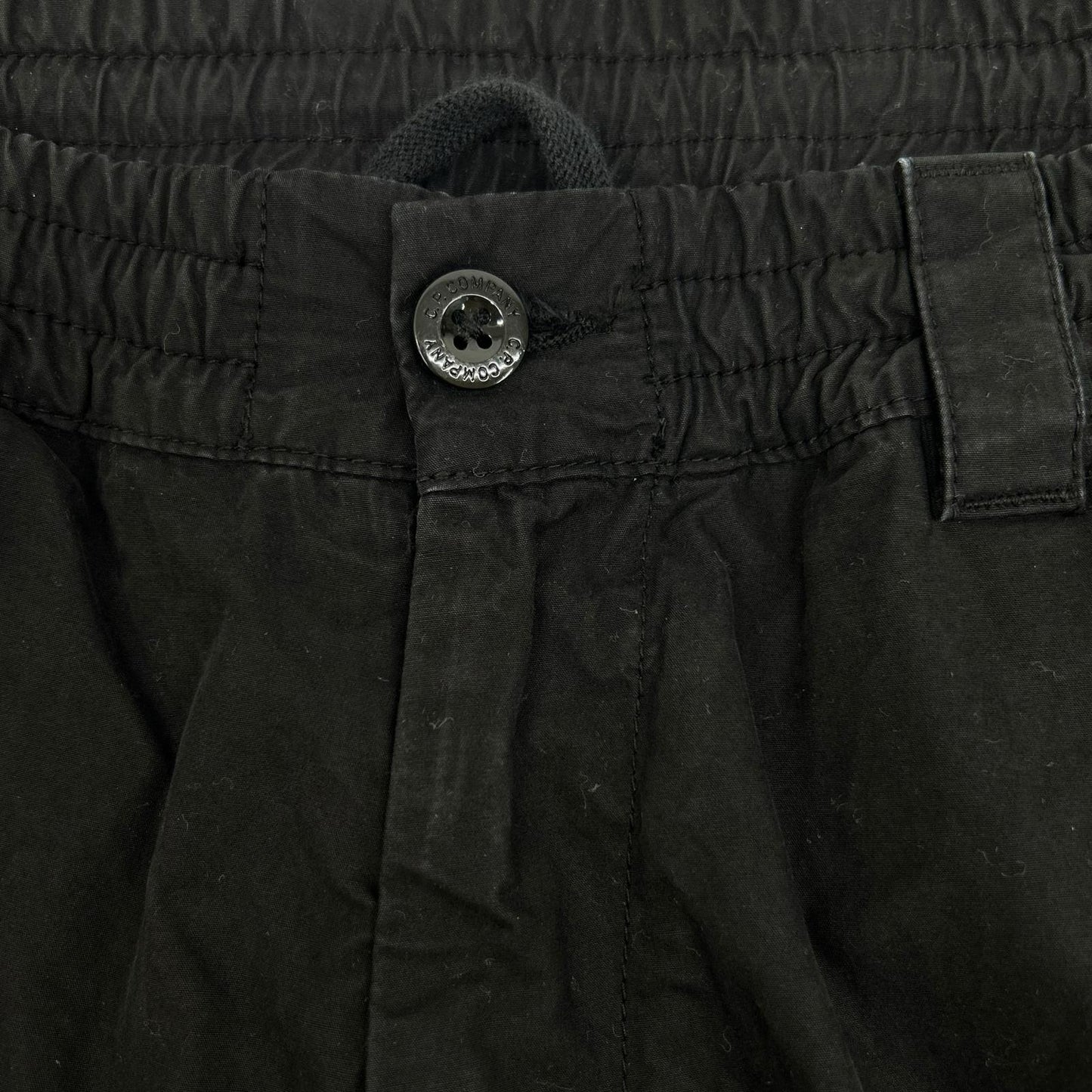 C.P.COMPANY シーピーカンパニー 19CMPA066A　25AW ブラック CARGO PT IN MICROPEPS PEACHED ボトムス