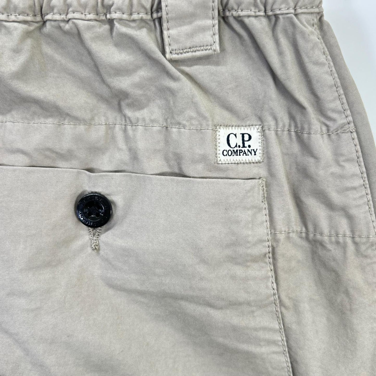C.P.COMPANY シーピーカンパニー 19CMPA066A ベージュ CARGO PT IN MICROPEPS PEACHED ボトムス