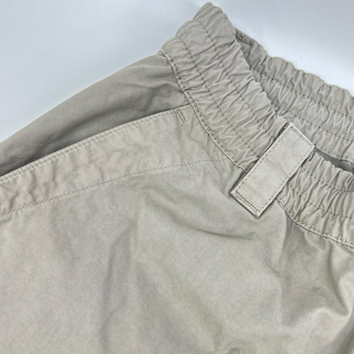 C.P.COMPANY シーピーカンパニー 19CMPA066A ベージュ CARGO PT IN MICROPEPS PEACHED ボトムス
