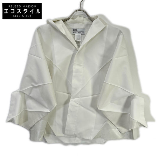 132 5. ISSEY MIYAKE 132 5. ISSEY MIYAKE IL38FD011 ホワイト 折り紙 ジャケット ジャケット