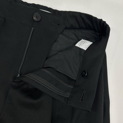ISSEY MIYAKE イッセイミヤケ IL38FD011 ブラック ウール100 テーパードパンツ ボトムス