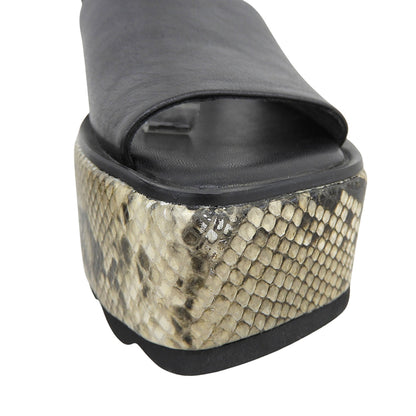 MANA Fine Condition Python-Design Platform Wedge Sandals Women's Black and Beige 39 522149 Shoes