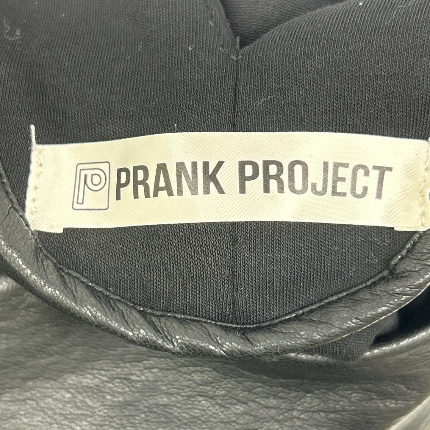 PRANK PROJECT プランクプロジェクト 31251315121 ブラック Front Leather Boxy V Neck Top トップス