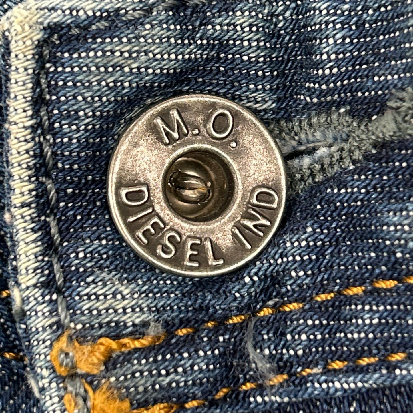 DIESEL ディーゼル インディゴ VIKER ボタンフライ ストレートデニムパンツ ボトムス